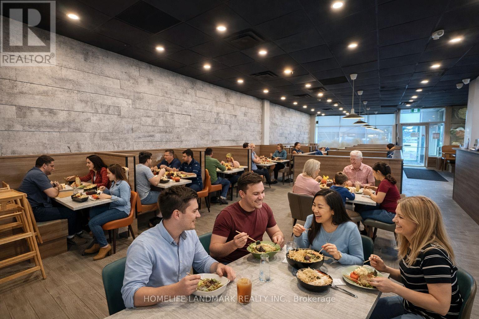 16775 Yonge Street, Newmarket, Ontario  L3Y 8J4 - Photo 3 - N12948710