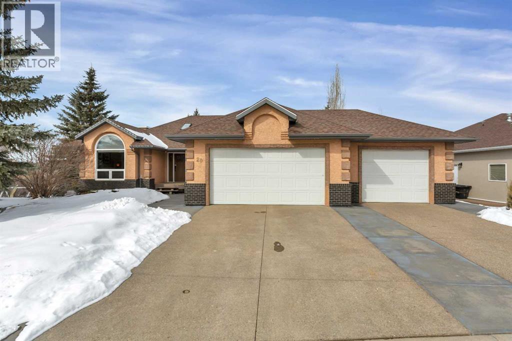 20 Lakes Close, Lacombe, Alberta  T4L 1S4 - Photo 1 - A2298329