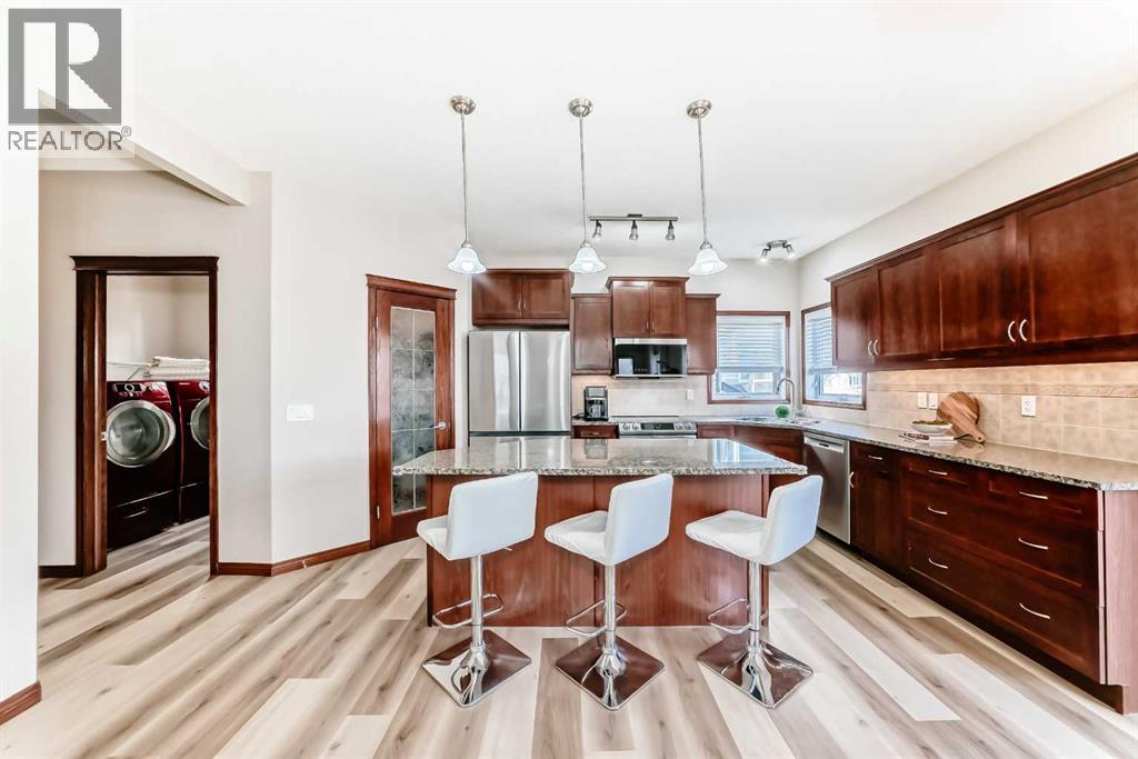 148 Hawkmere Way, Chestermere, Alberta  T1X 0C8 - Photo 12 - A2294598