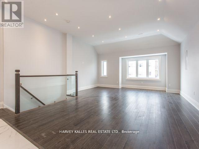 Upper - 987 Avenue Road, Toronto, Ontario M5P 2K9 - Photo 4 - C12957998