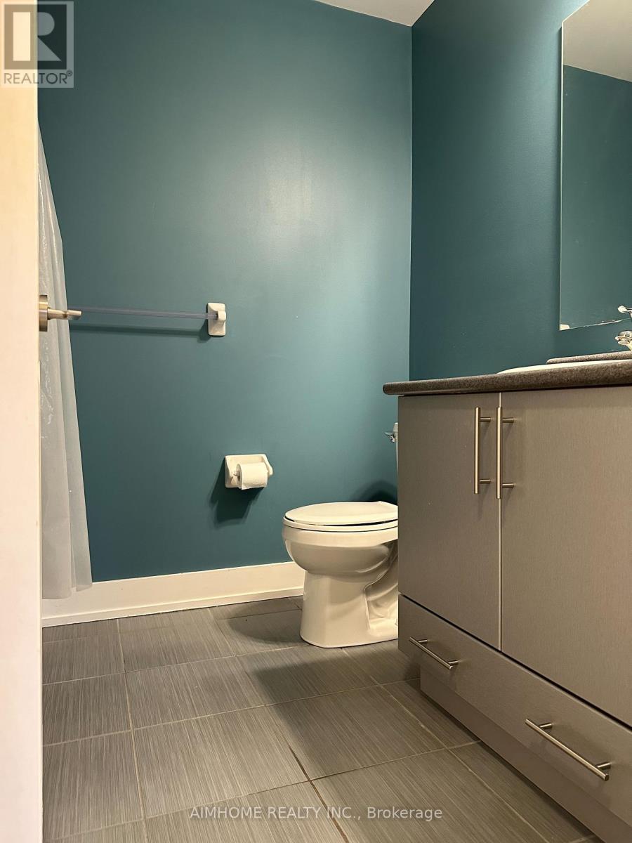 304 - 276 Gatwick Drive, Oakville, Ontario  L6H 6M9 - Photo 10 - W12957992