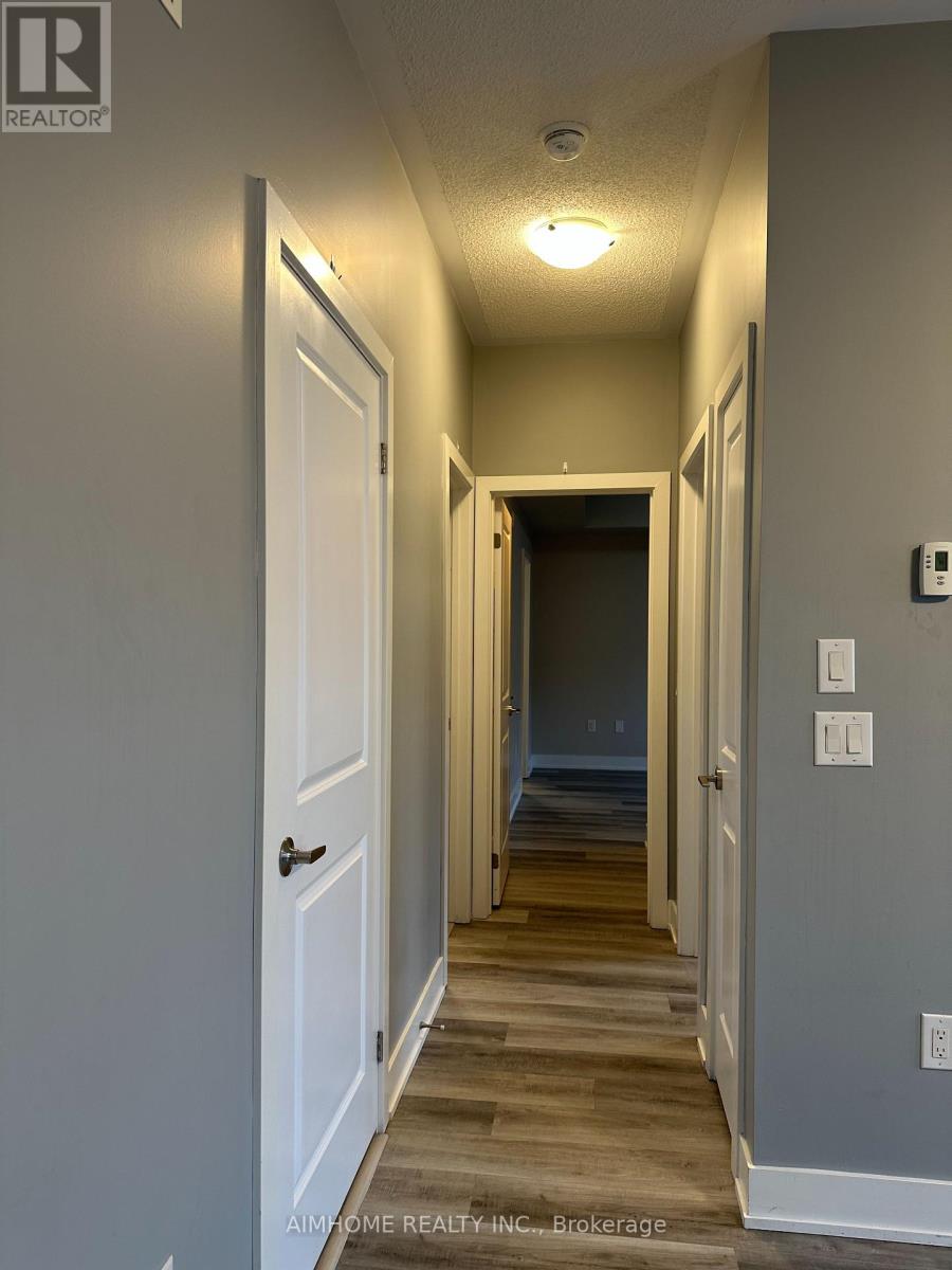 304 - 276 Gatwick Drive, Oakville, Ontario  L6H 6M9 - Photo 8 - W12957992