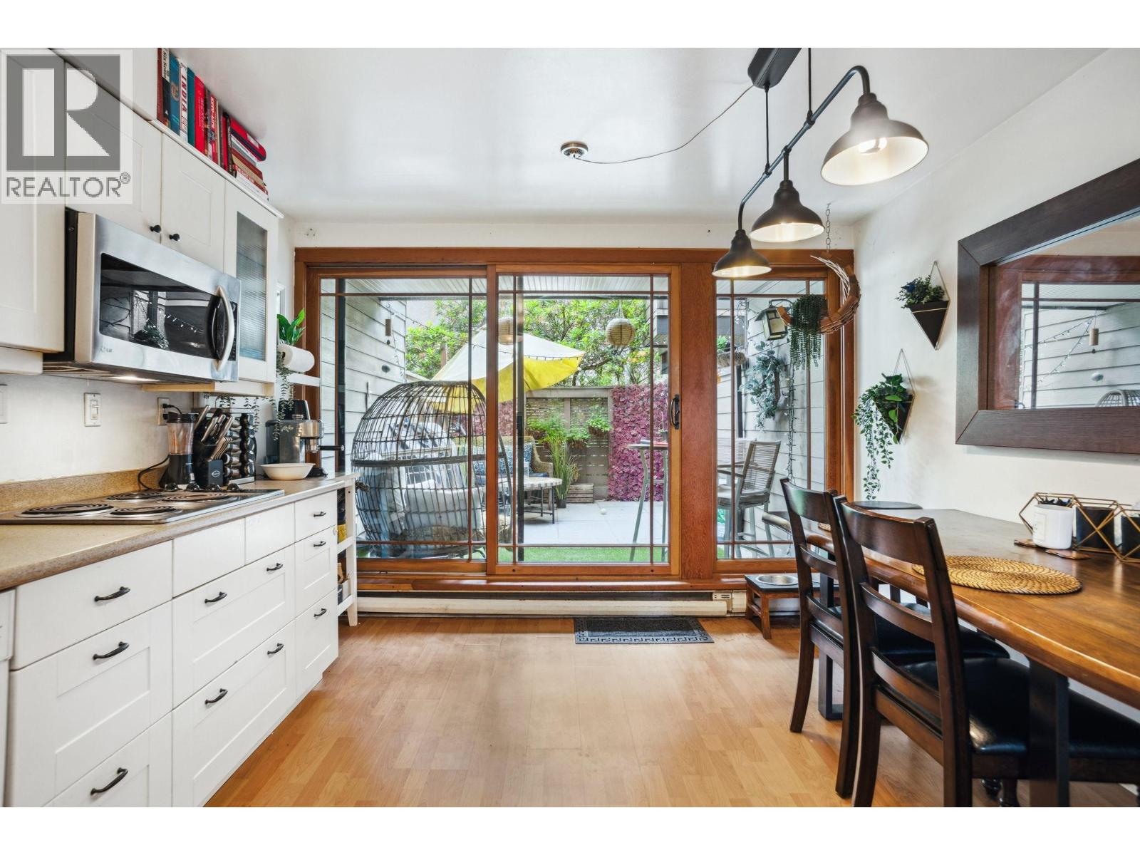 784 Millbank, Vancouver, British Columbia  V5Z 3Z3 - Photo 8 - R3102275