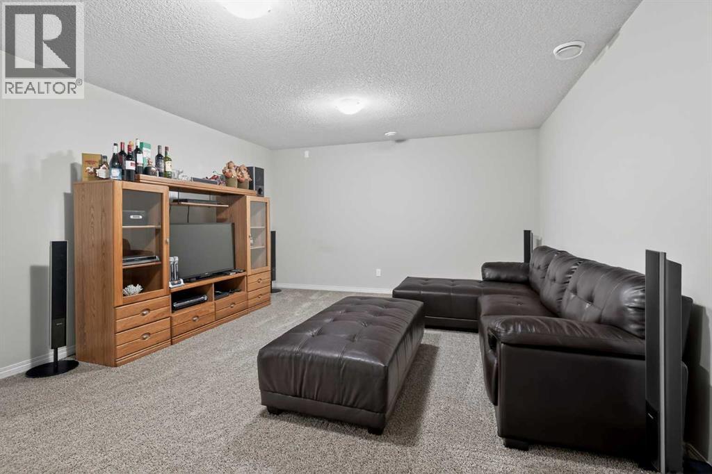 24 Legacy Landing, Calgary, Alberta  T2X 2E5 - Photo 28 - A2294931