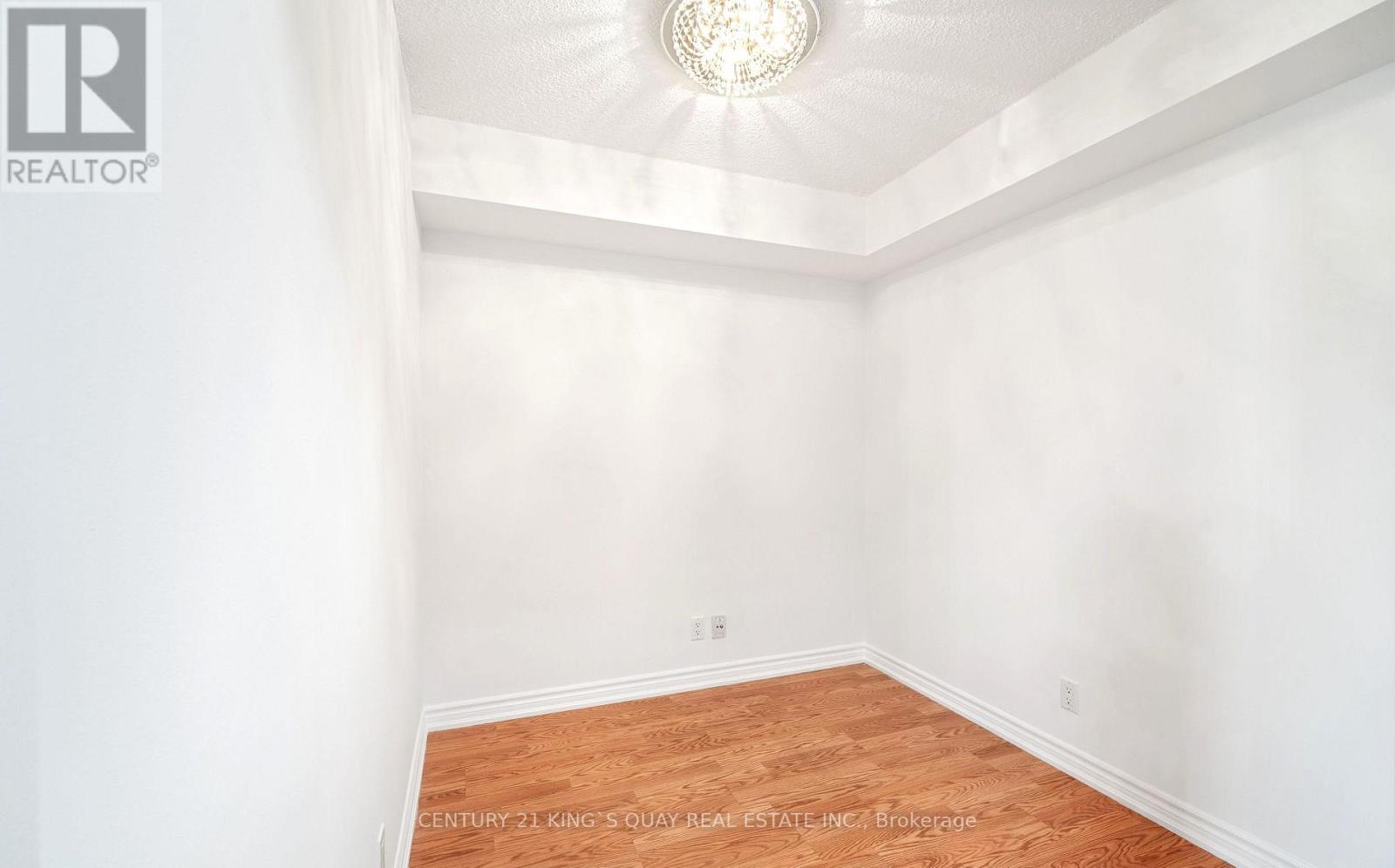 512 - 18 Harding Boulevard, Richmond Hill, Ontario  L4C 0T3 - Photo 10 - N12956950