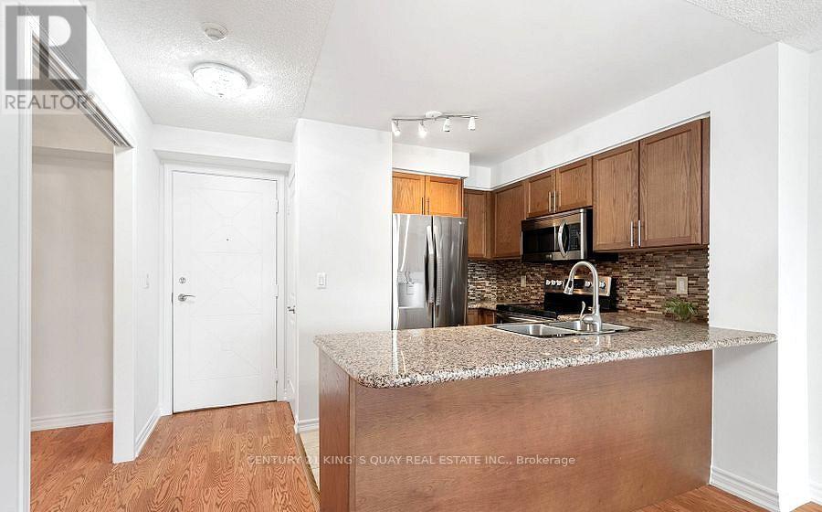 512 - 18 Harding Boulevard, Richmond Hill, Ontario  L4C 0T3 - Photo 6 - N12956950