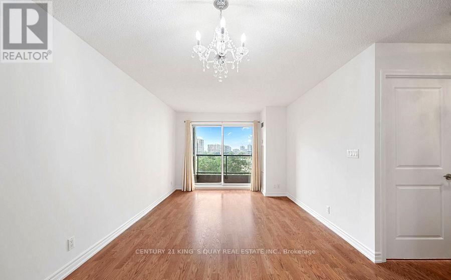 512 - 18 Harding Boulevard, Richmond Hill, Ontario  L4C 0T3 - Photo 2 - N12956950