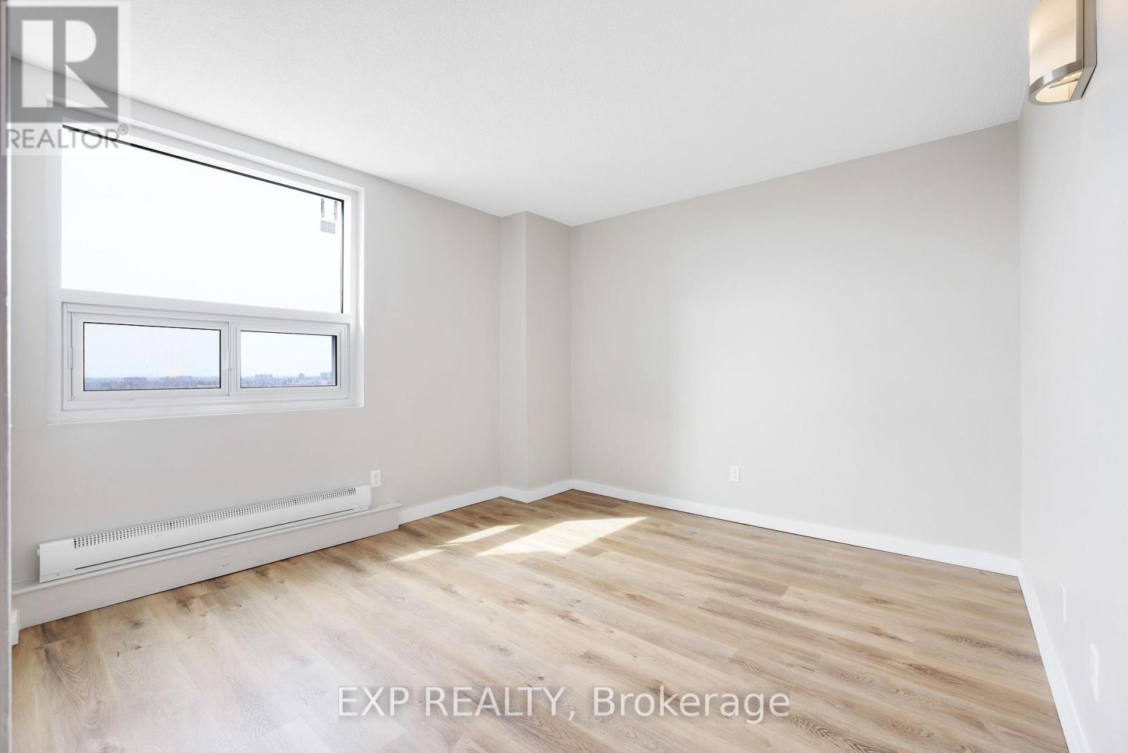 1380 Prince Of Wales Drive, Ottawa, Ontario  K2C 3N2 - Photo 16 - X12958000