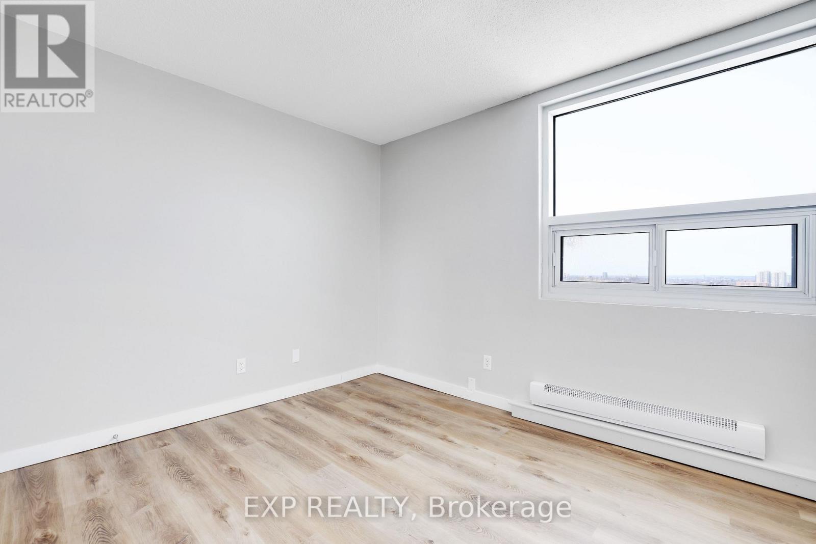 1380 Prince Of Wales Drive, Ottawa, Ontario  K2C 3N2 - Photo 21 - X12958000