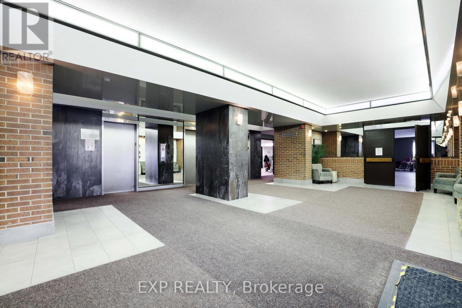 1380 Prince Of Wales Drive, Ottawa, Ontario  K2C 3N2 - Photo 31 - X12958000