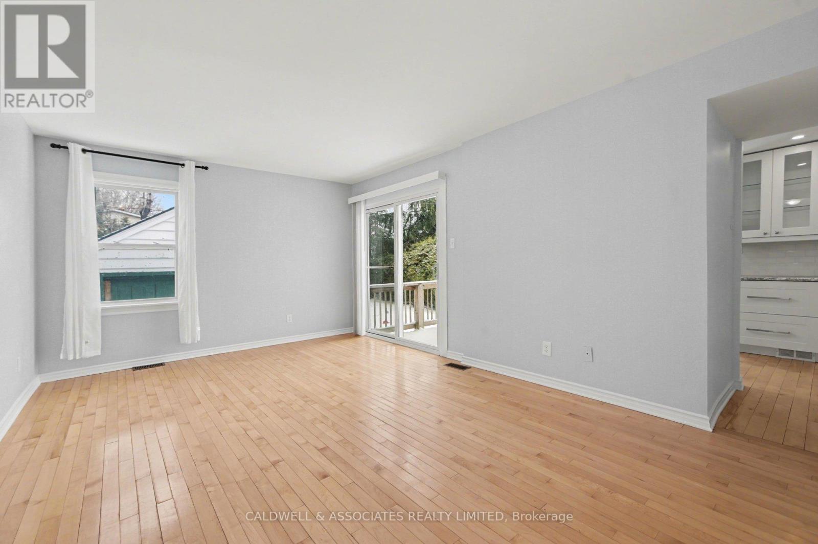 5 Arundel Avenue, Ottawa, Ontario  K1K 0B1 - Photo 16 - X12958006