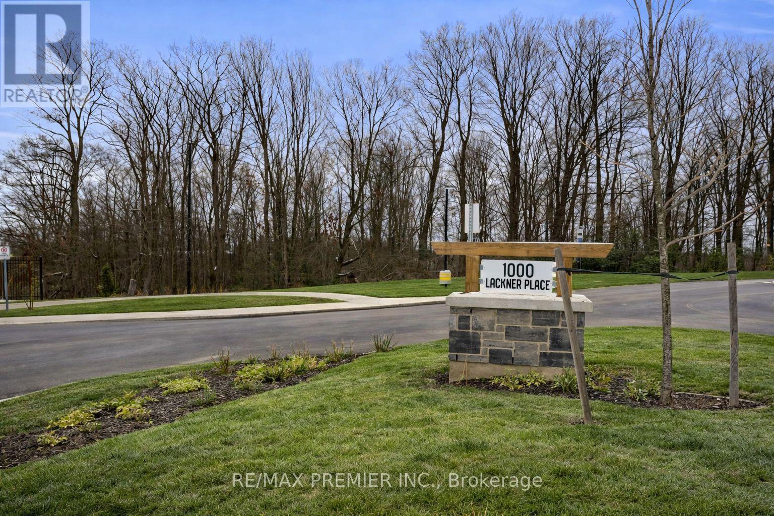 215 - 1000 Lackner Place, Kitchener, Ontario  N2A 0L9 - Photo 43 - X12892614