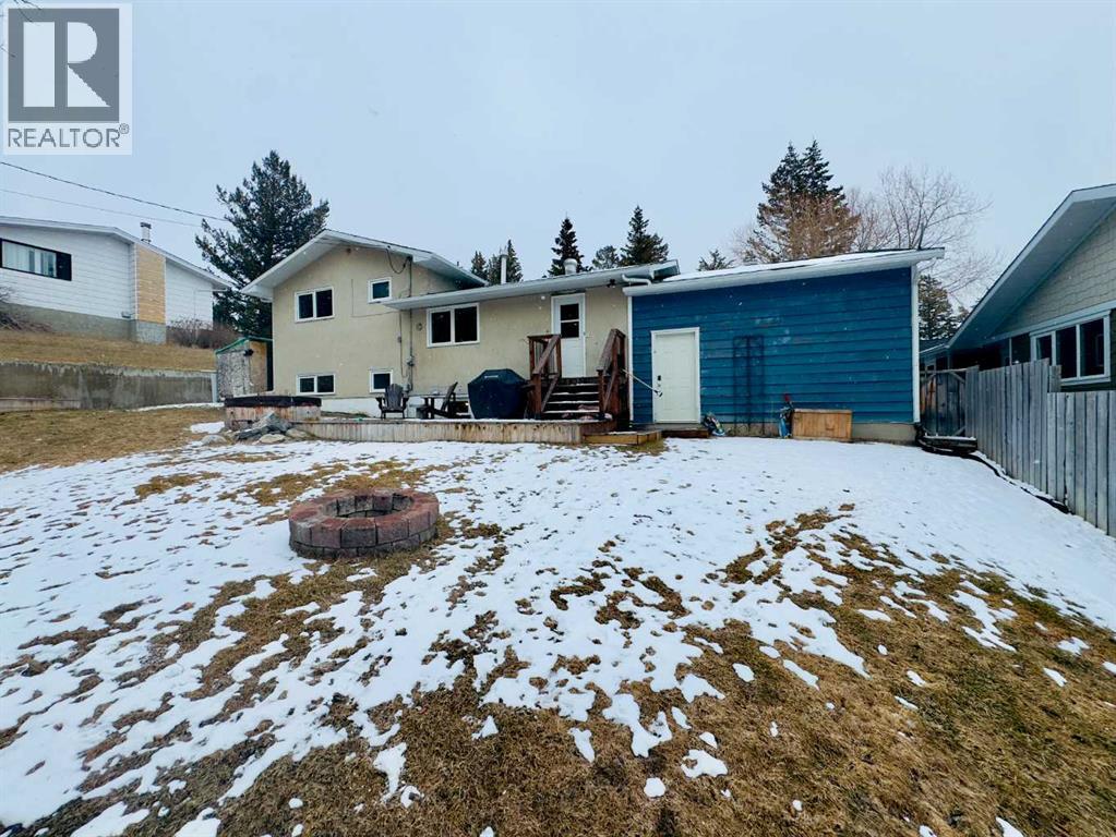 2802 77 Street, Coleman, Alberta  T0K 0M0 - Photo 5 - A2299119