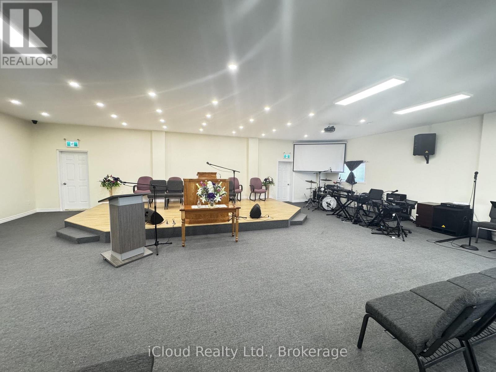 3518 King Street N, Caledon, Ontario  L7C 0R5 - Photo 7 - W12958002