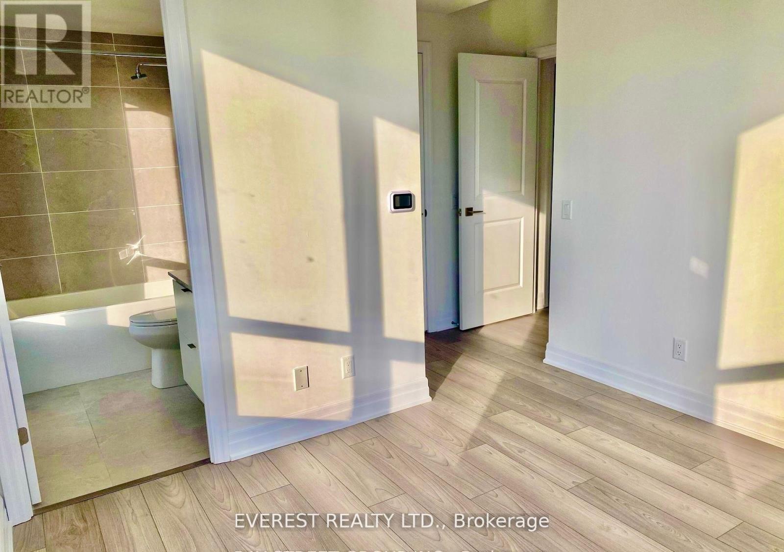 2409 - 36 Elm Drive W, Mississauga, Ontario  L5B 0N3 - Photo 30 - W12958014