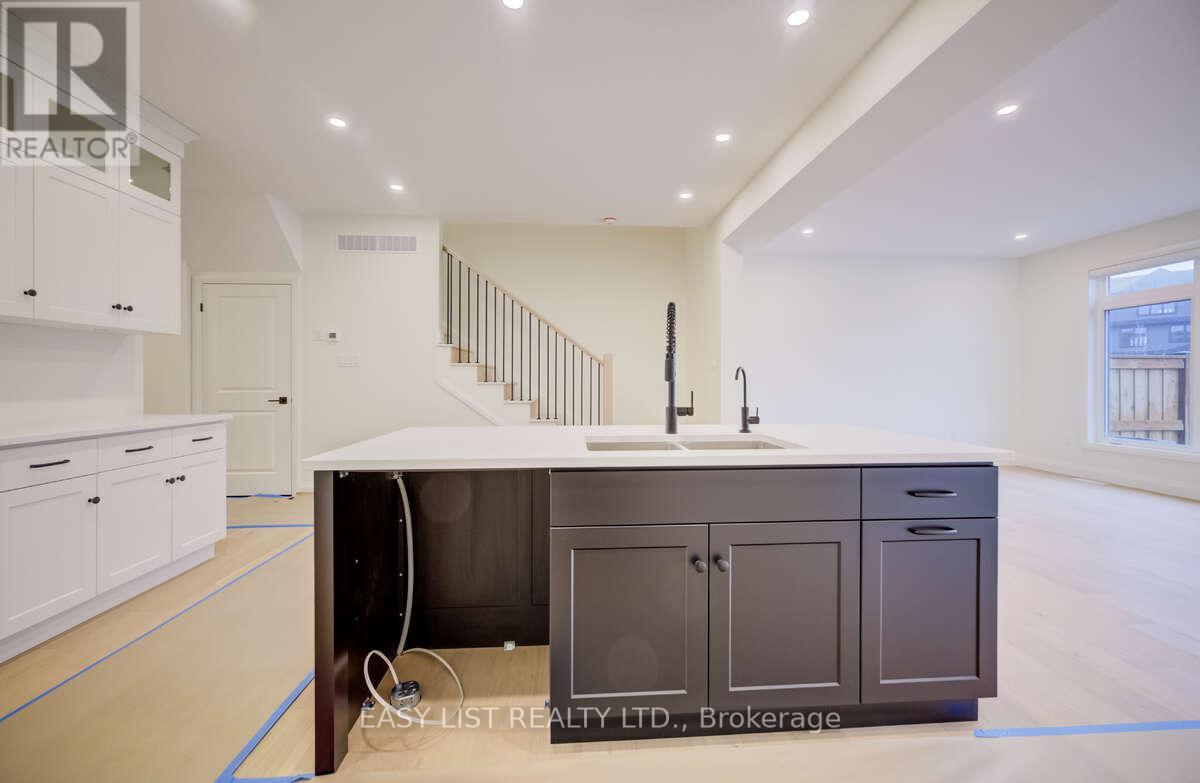 47 - 55 Teal Drive, Guelph, Ontario  N1C 1G4 - Photo 18 - X12958004