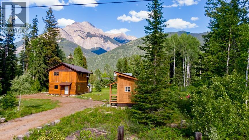 B-1732 Oberg Johnson Road, Golden, British Columbia