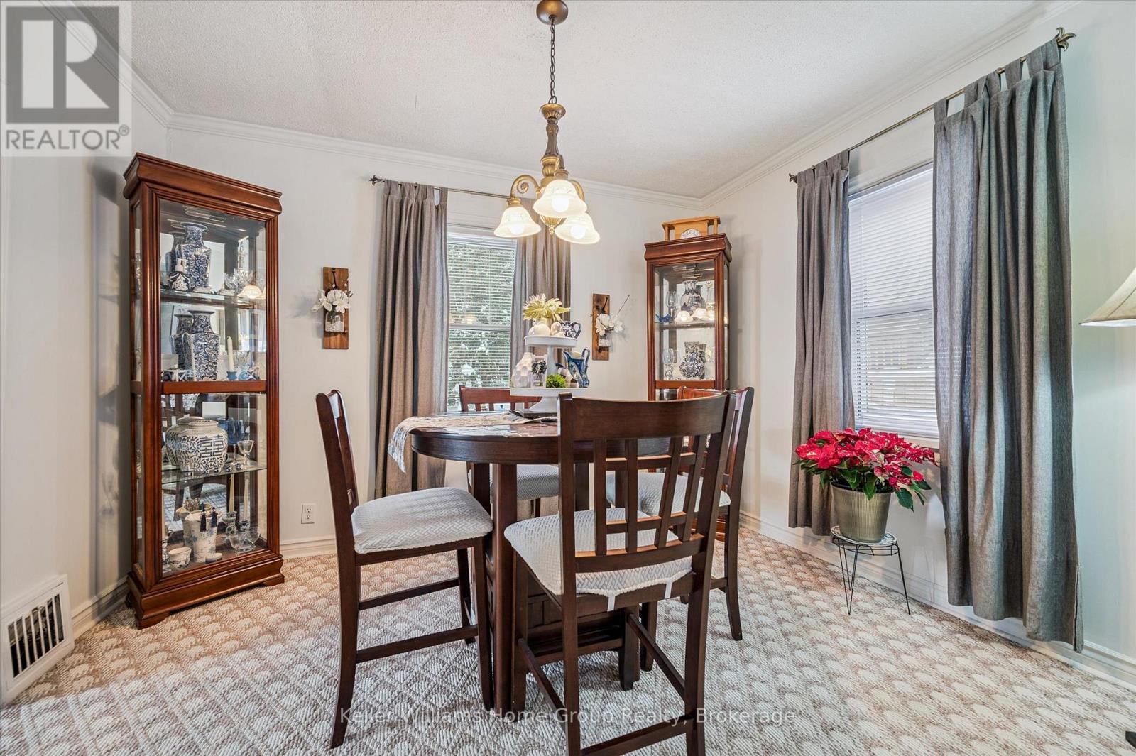 249 Gowrie Street N, Centre Wellington, Ontario  N1M 2H2 - Photo 11 - X12742618