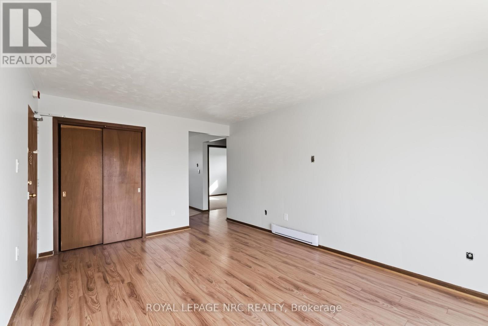 23 Saint Andrews Avenue, Welland, Ontario  L3B 1E2 - Photo 10 - X12958032