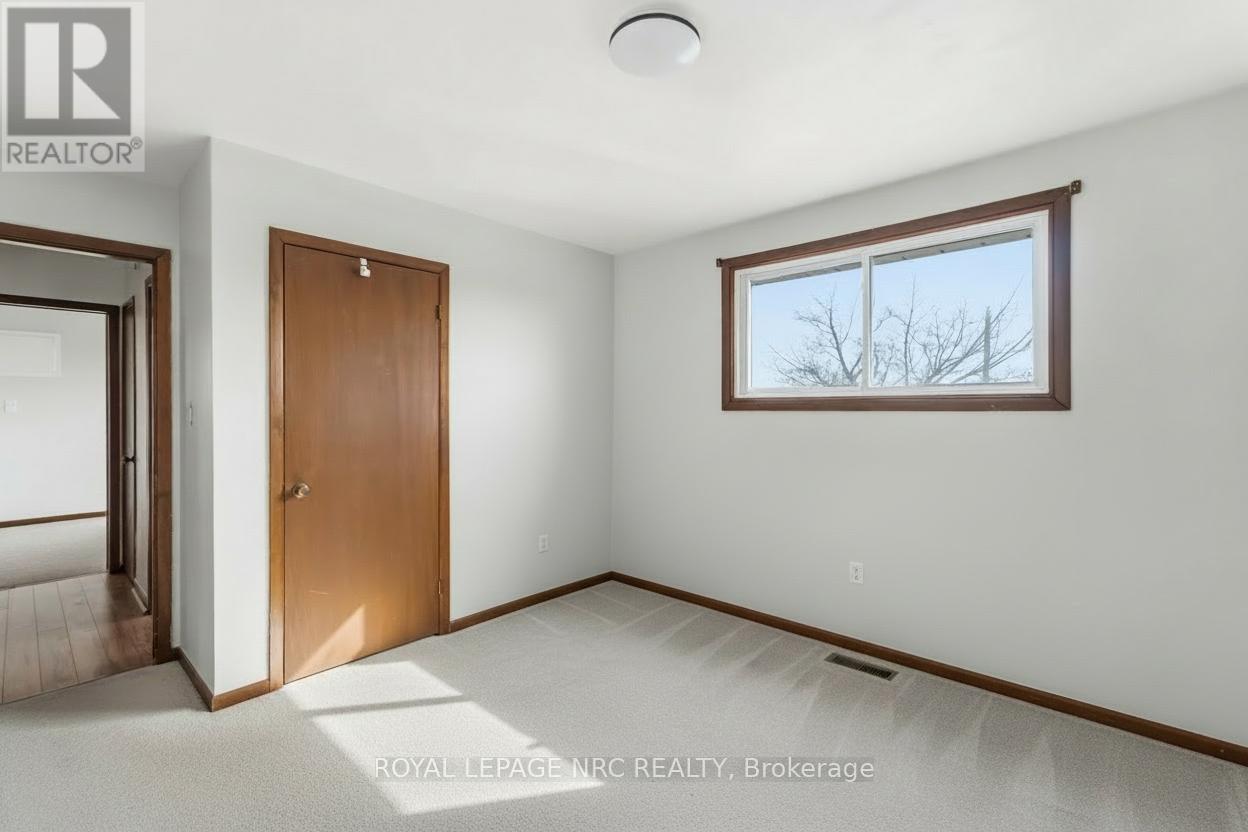 23 Saint Andrews Avenue, Welland, Ontario  L3B 1E2 - Photo 19 - X12958032