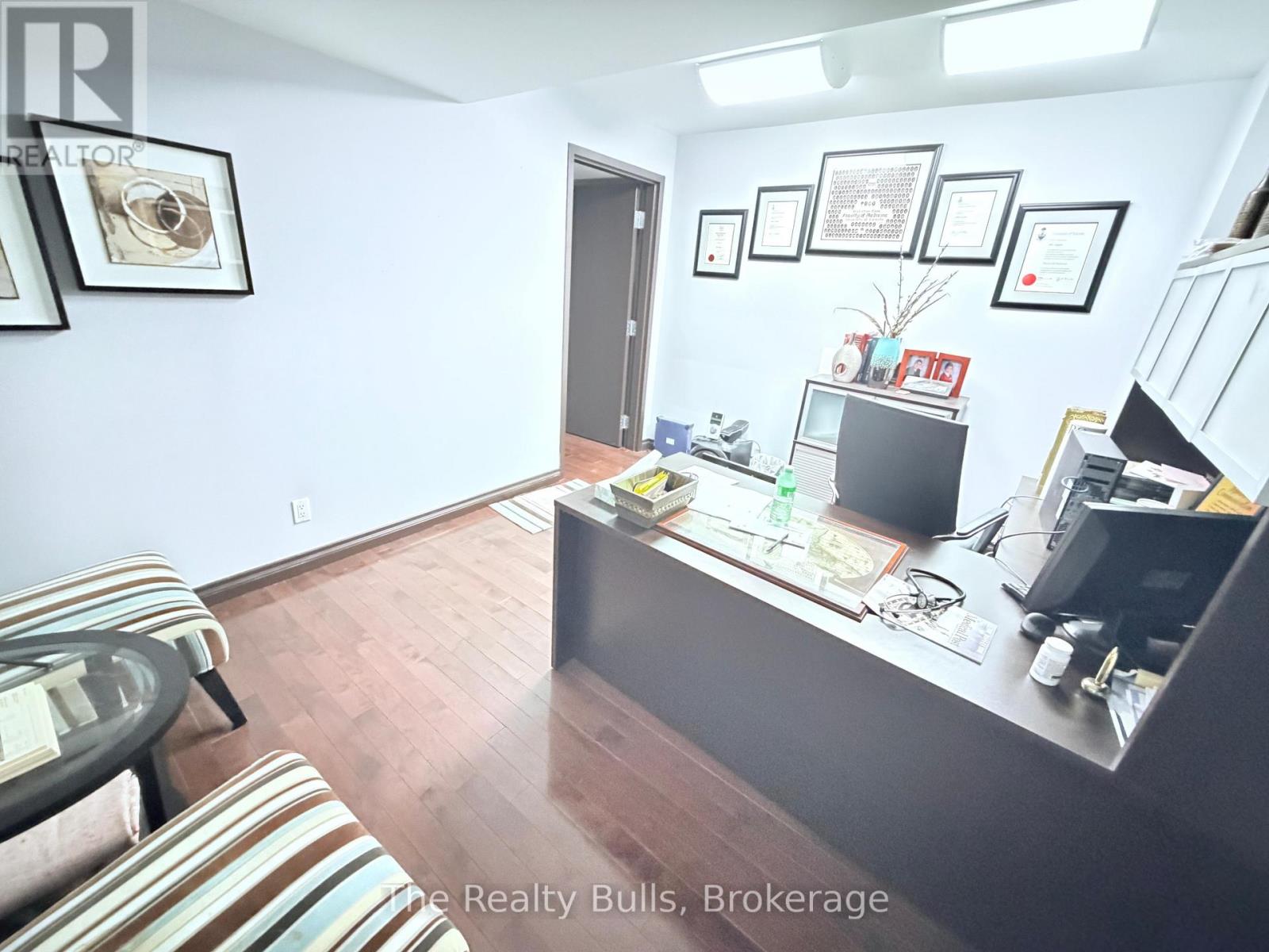 Office 2nd Floor - 2622 Eglinton Avenue E, Toronto, Ontario  M1K 2S3 - Photo 8 - E12808396