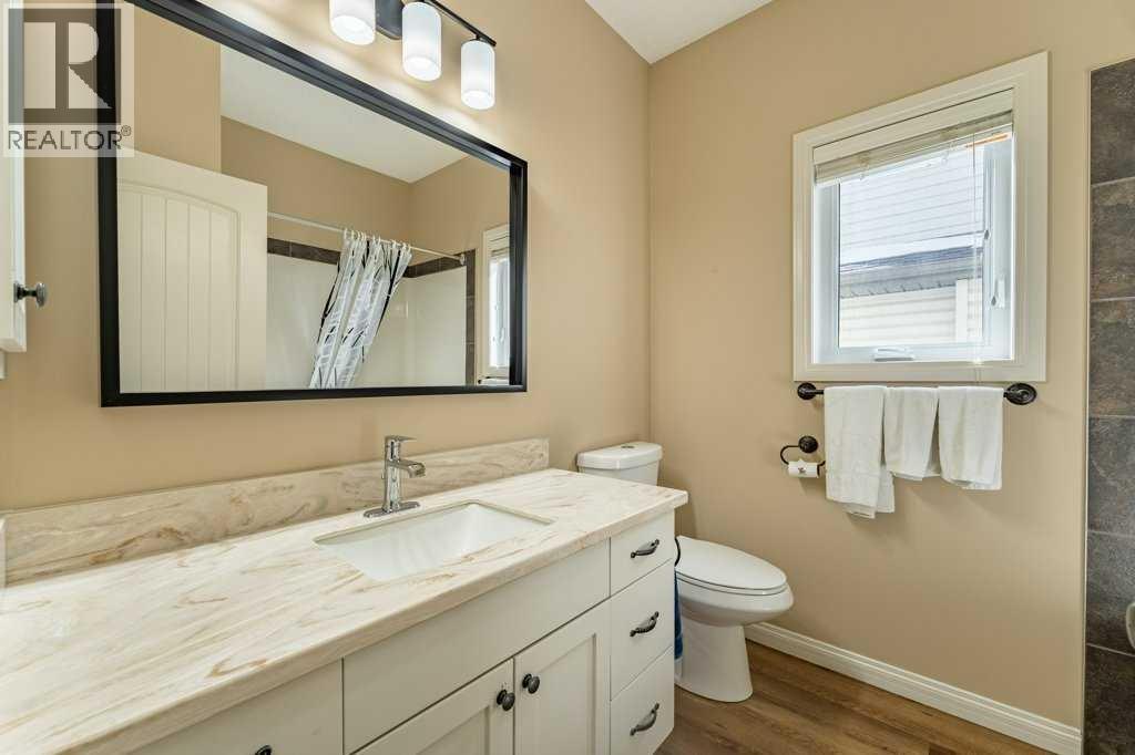 1008 Highland Green Drive Nw, High River, Alberta  T1V 1V8 - Photo 21 - A2285885