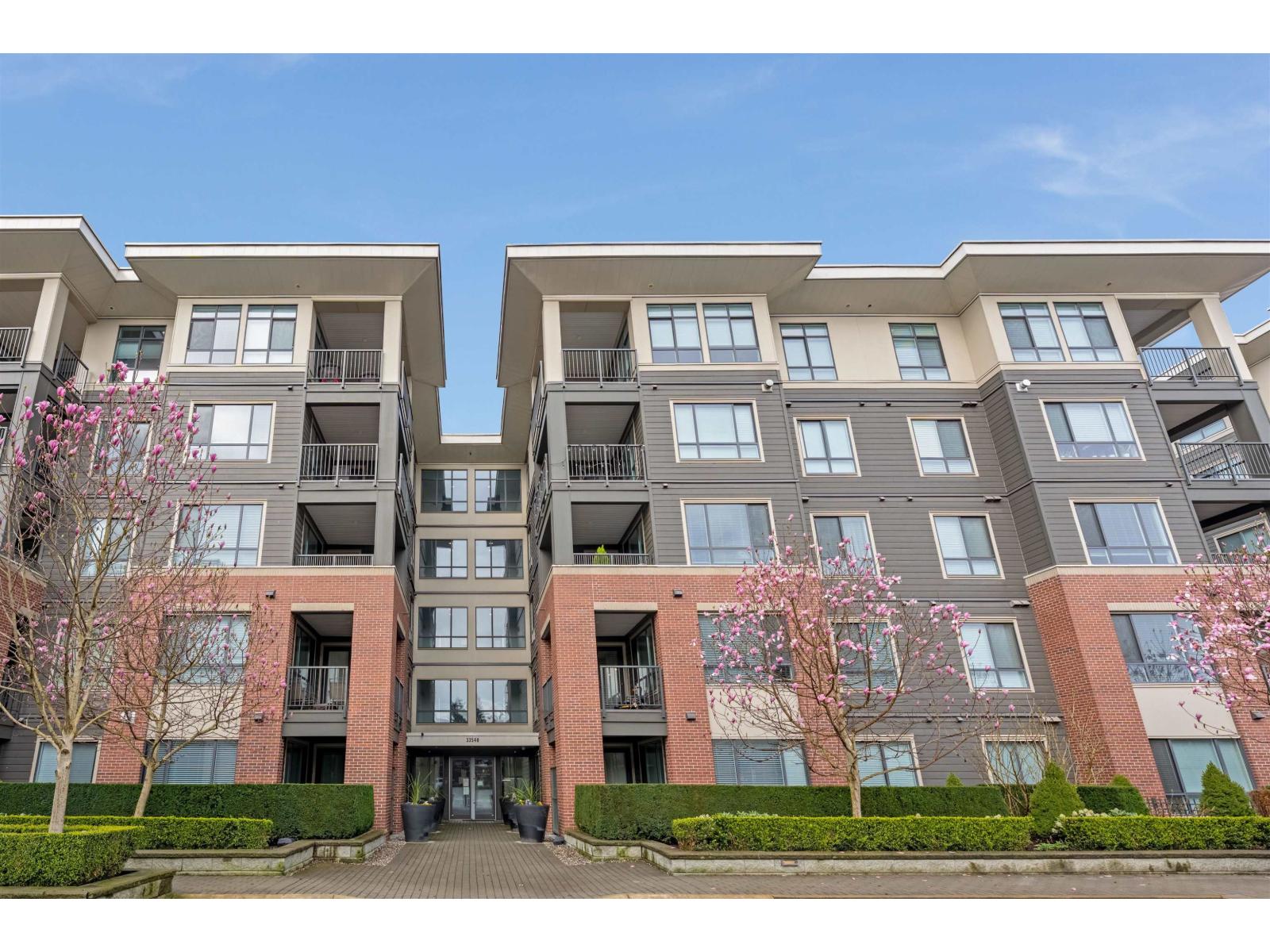 102 33540 MAYFAIR AVENUE, Abbotsford, British Columbia