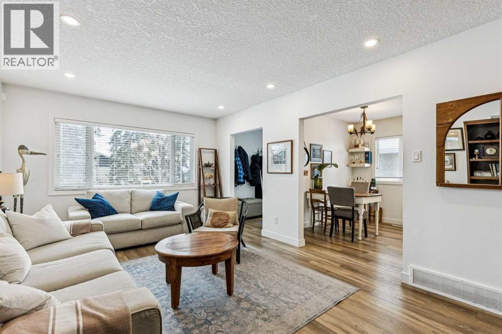 1331 Rosehill Drive Nw, Calgary, Alberta  T2K 1M3 - Photo 9 - A2297976