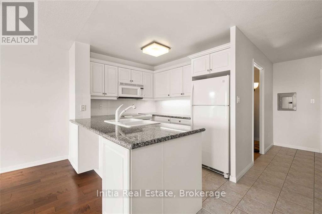 502 - 18 Wanless Avenue, Toronto, Ontario  M4N 3R9 - Photo 9 - C12958024