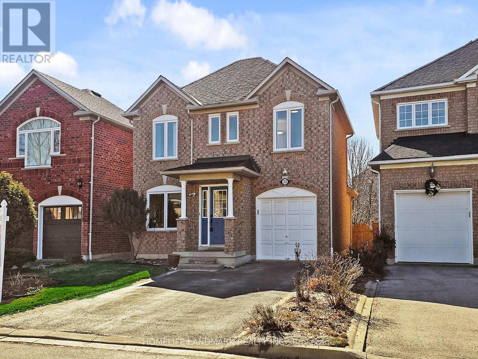 213 Montebello Avenue, Vaughan, Ontario  L4H 1L9 - Photo 3 - N12929180
