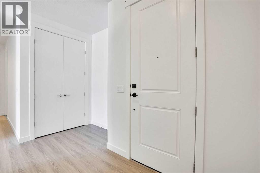 230 Kinniburgh Loop, Chestermere, Alberta  T1X 2S7 - Photo 11 - A2297172