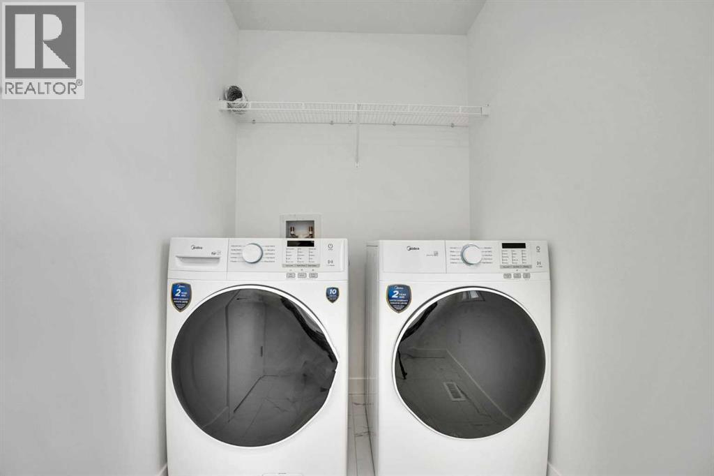 230 Kinniburgh Loop, Chestermere, Alberta  T1X 2S7 - Photo 43 - A2297172