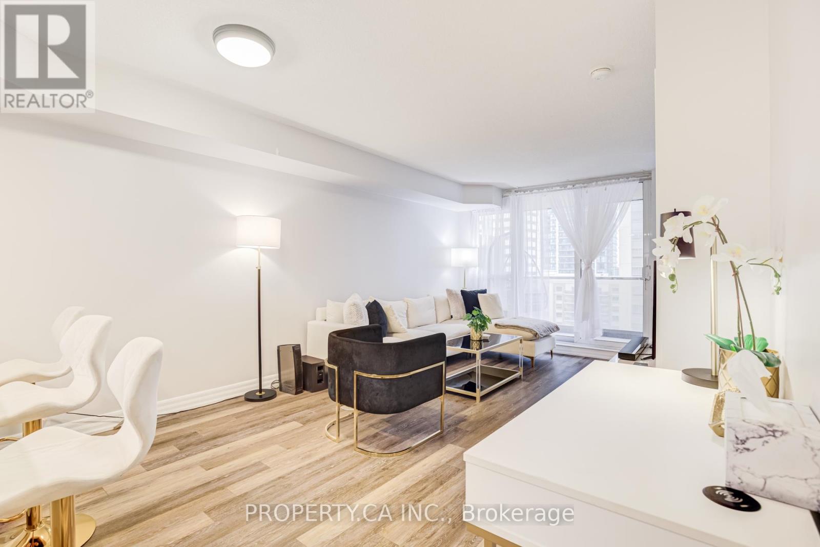 904 - 4090 Living Arts Drive, Mississauga, Ontario  L5B 4M8 - Photo 10 - W12957708