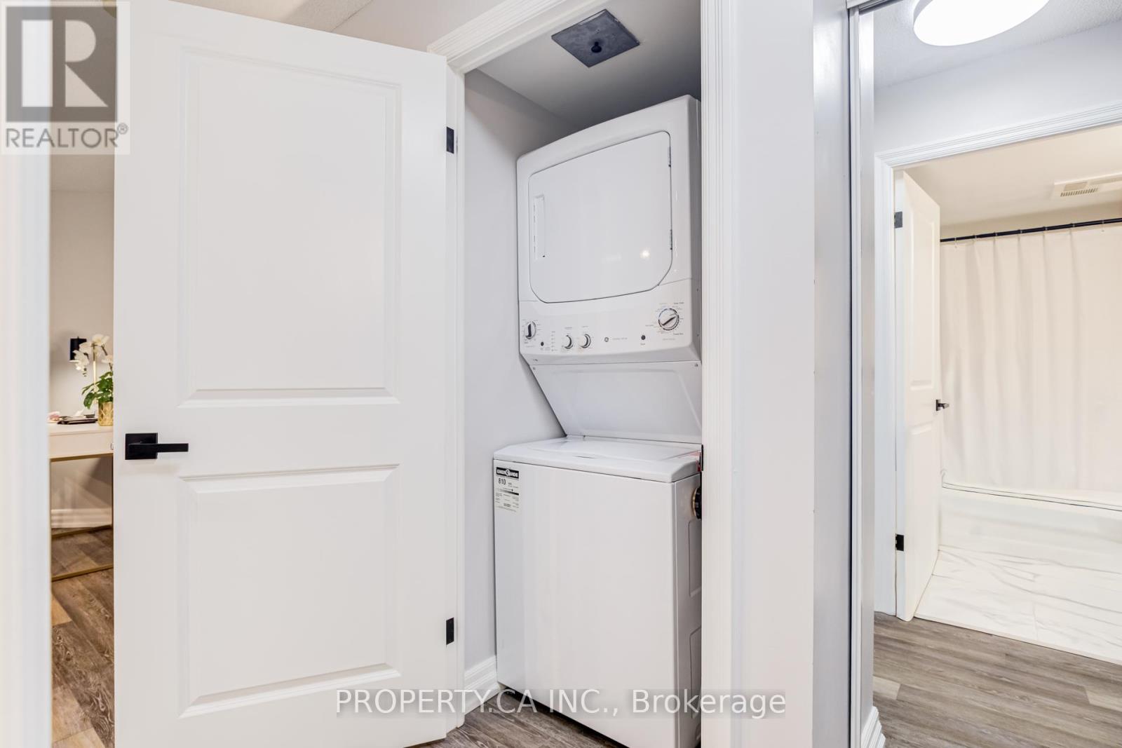 904 - 4090 Living Arts Drive, Mississauga, Ontario  L5B 4M8 - Photo 17 - W12957708