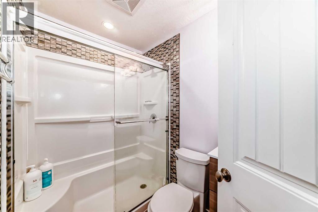 274 Kingsbury View SE, Airdrie, Alberta  T4A 0E7 - Photo 44 - A2295387