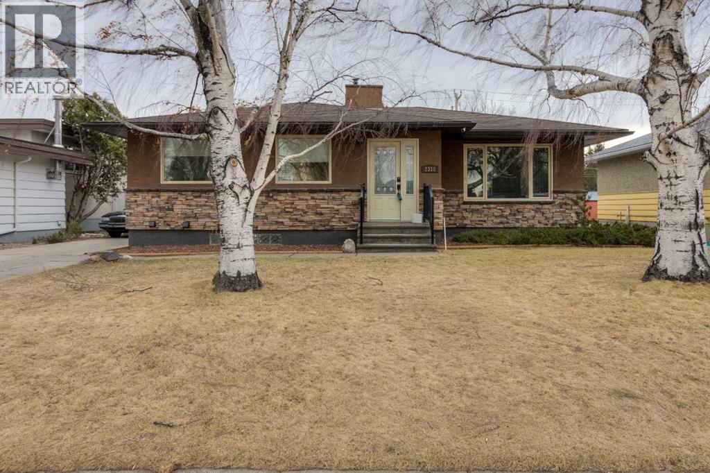 2318 10 Avenue S, Lethbridge, Alberta