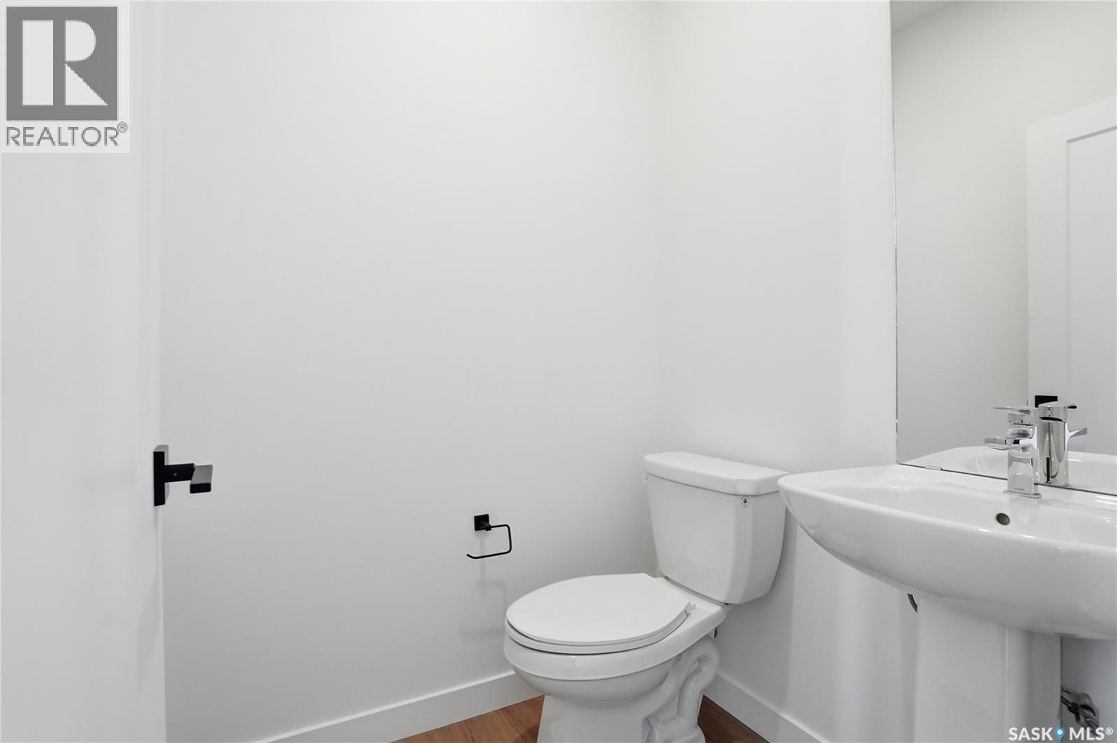 154 Haverstock Crescent, Saskatoon, Saskatchewan  S7W 1E3 - Photo 6 - SK032074