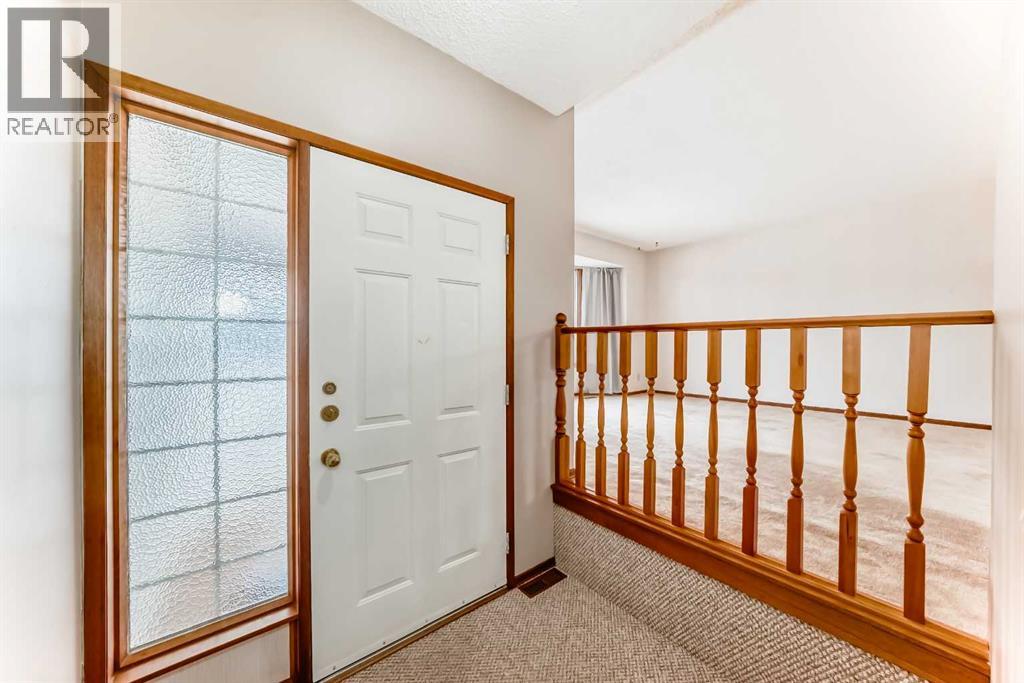 48 Parkwood Crescent, Strathmore, Alberta  T1P 1H5 - Photo 3 - A2298903