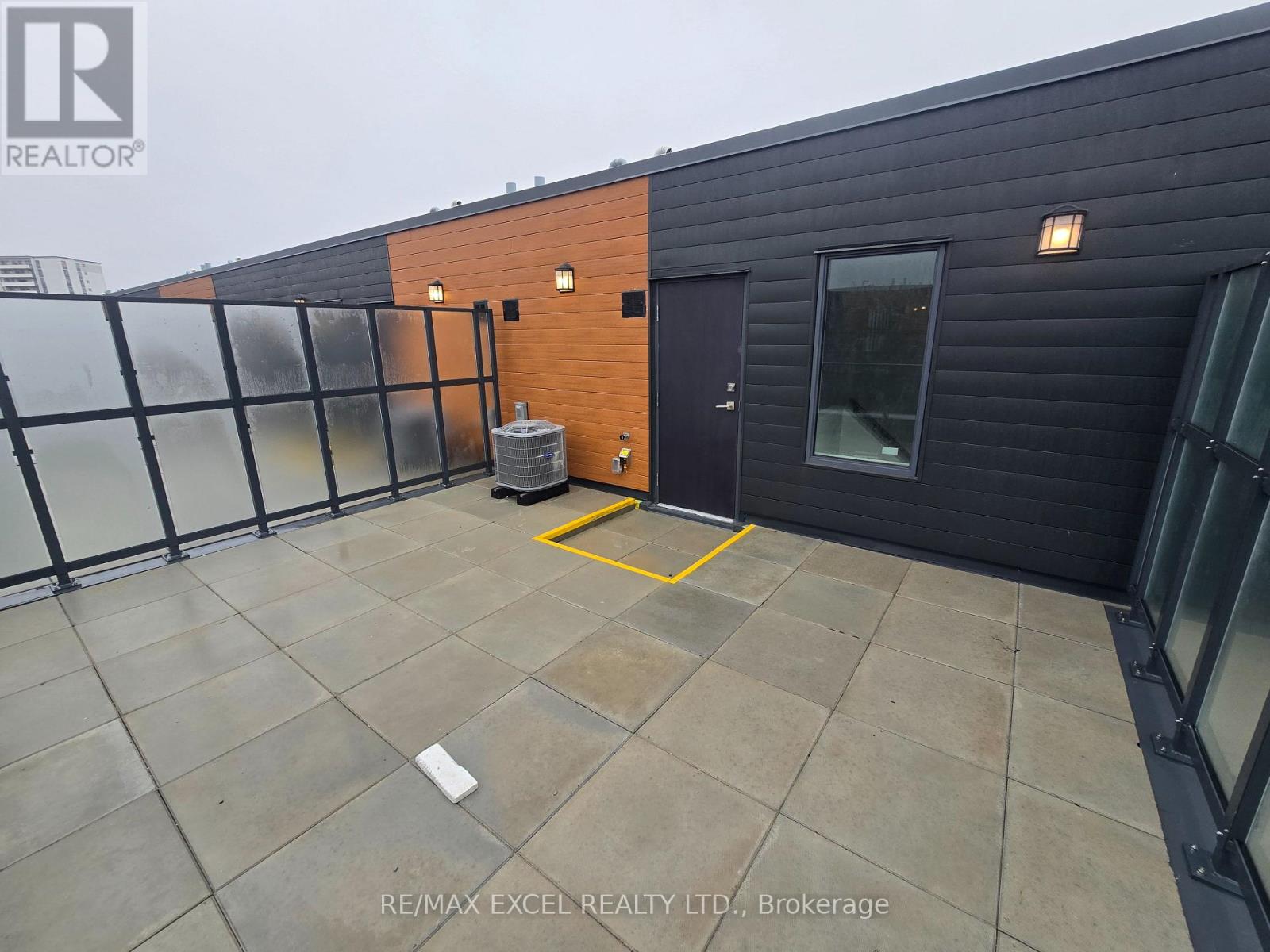 32 - 73 Curlew Drive, Toronto, Ontario  M3A 0B1 - Photo 4 - C12958034