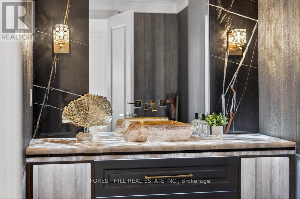 215 Elmhurst Avenue, Toronto, Ontario  M2N 1S2 - Photo 16 - C12951802