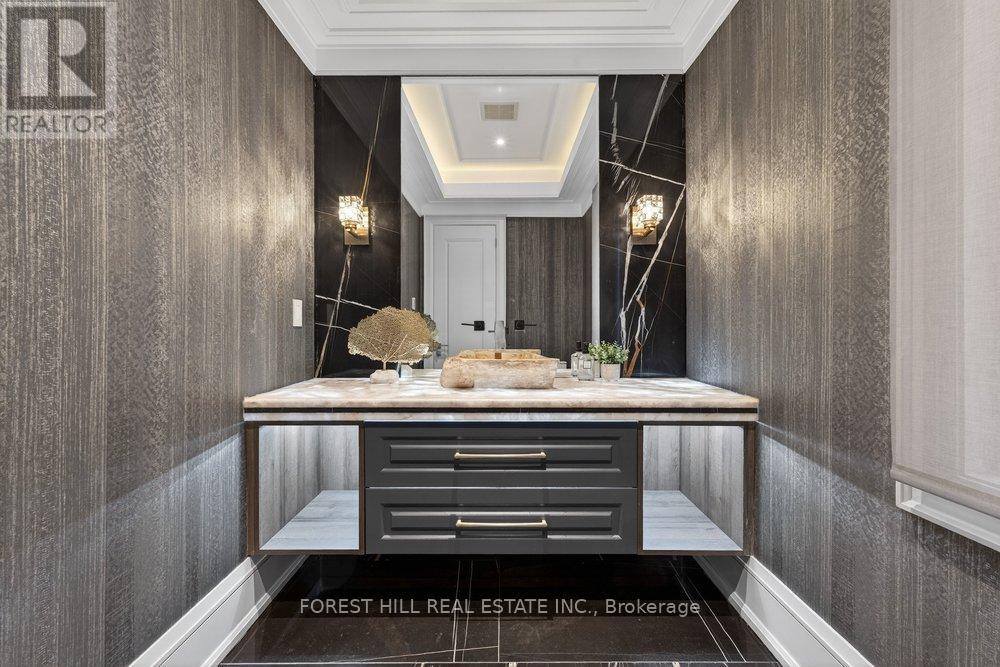 215 Elmhurst Avenue, Toronto, Ontario  M2N 1S2 - Photo 15 - C12951802