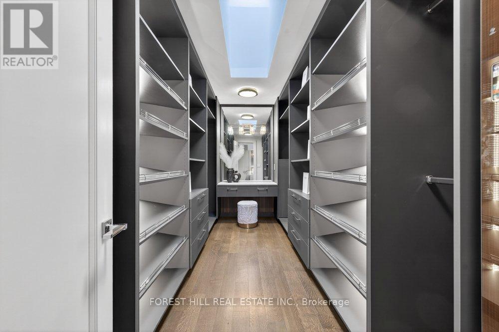 215 Elmhurst Avenue, Toronto, Ontario  M2N 1S2 - Photo 33 - C12951802