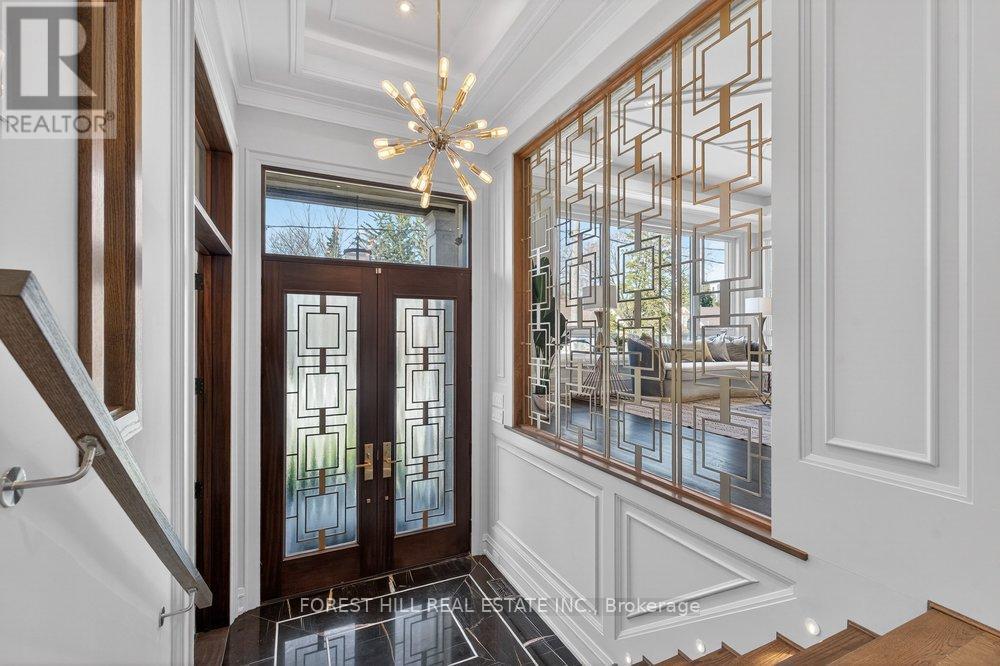 215 Elmhurst Avenue, Toronto, Ontario  M2N 1S2 - Photo 4 - C12951802