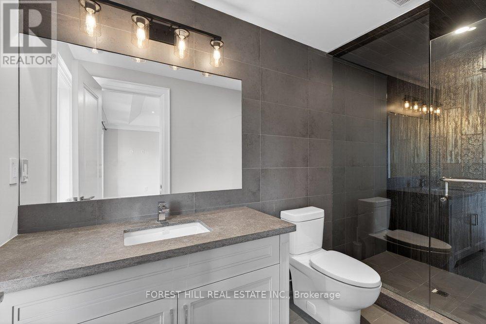 215 Elmhurst Avenue, Toronto, Ontario  M2N 1S2 - Photo 41 - C12951802