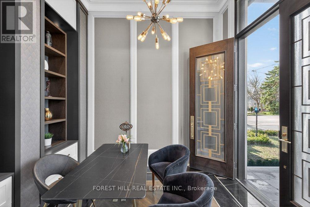 215 Elmhurst Avenue, Toronto, Ontario  M2N 1S2 - Photo 5 - C12951802