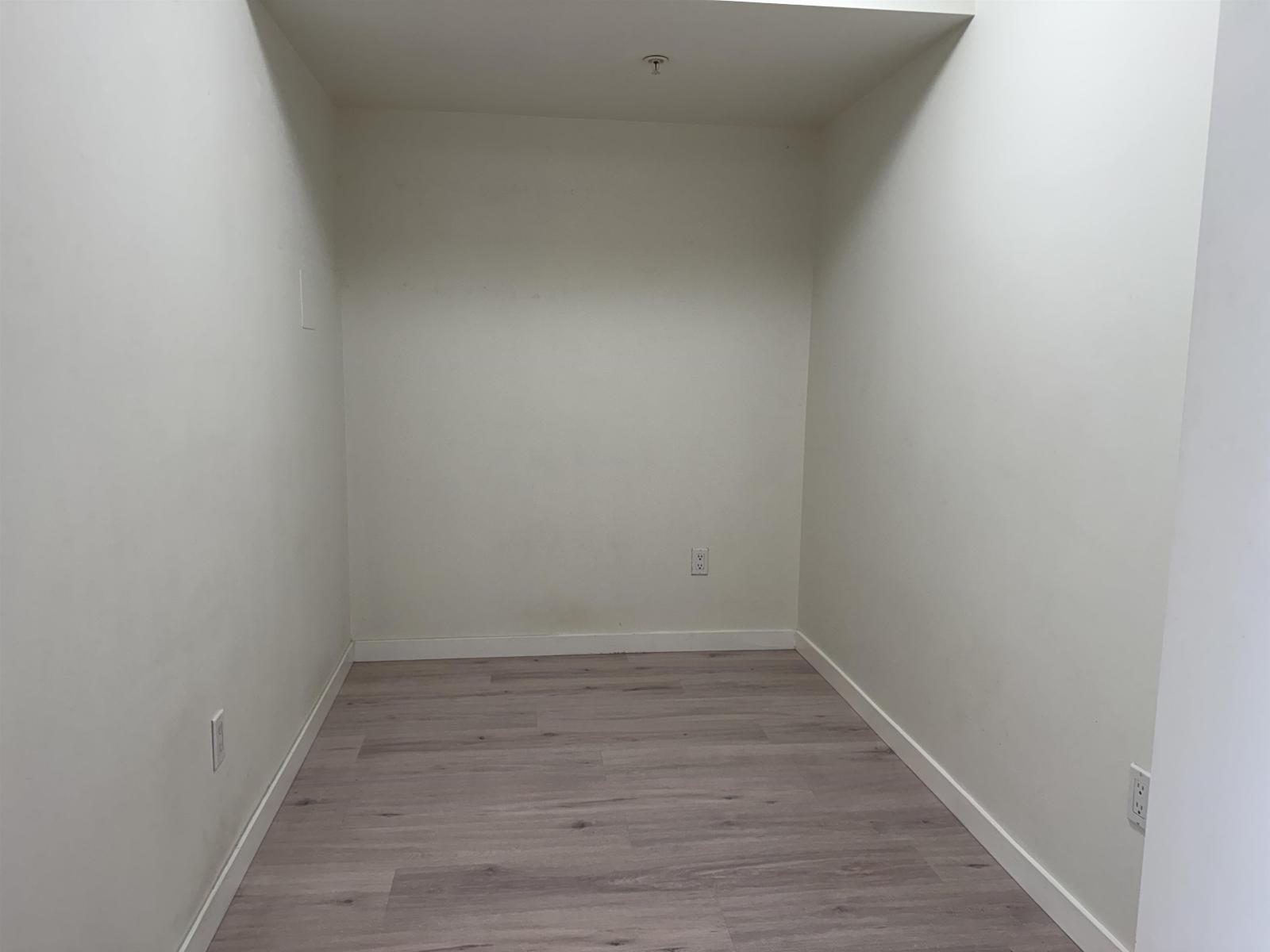 307 14960 102a Avenue, Surrey, British Columbia  V3R 6A3 - Photo 12 - R3105914