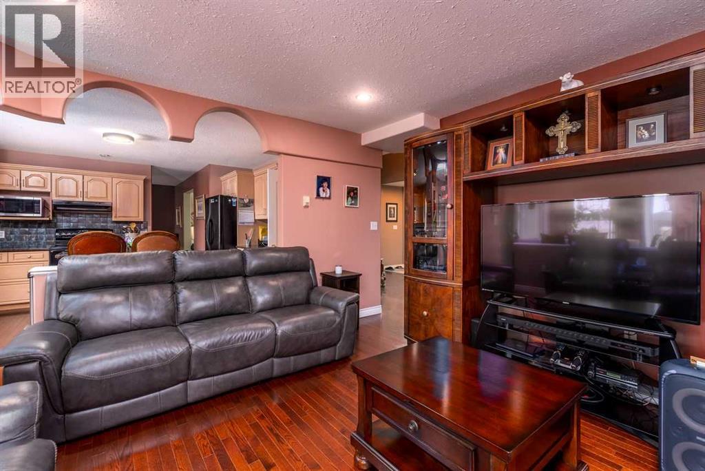 4002 60 Avenue, Lloydminster, Alberta  T9V 2R9 - Photo 16 - A2299125