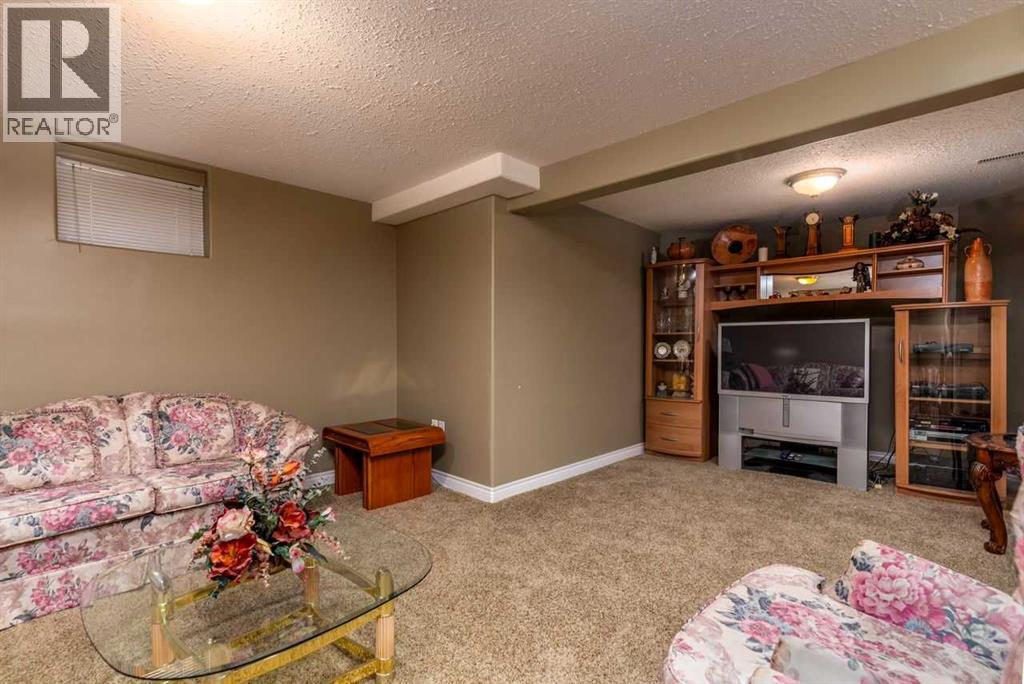 4002 60 Avenue, Lloydminster, Alberta  T9V 2R9 - Photo 33 - A2299125