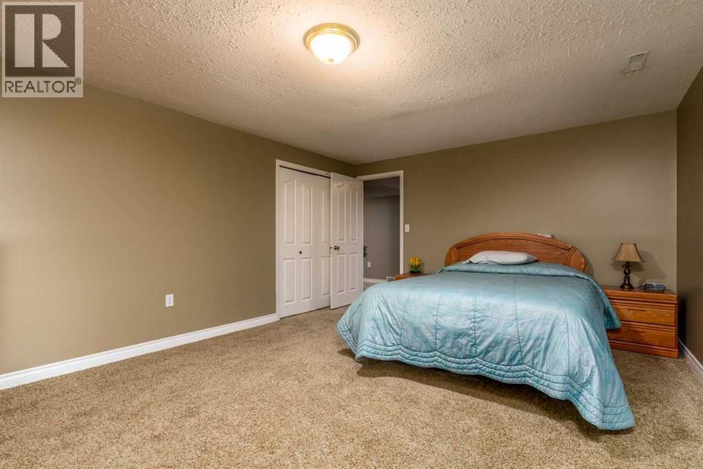 4002 60 Avenue, Lloydminster, Alberta  T9V 2R9 - Photo 37 - A2299125