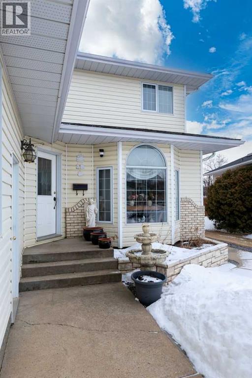 4002 60 Avenue, Lloydminster, Alberta  T9V 2R9 - Photo 4 - A2299125